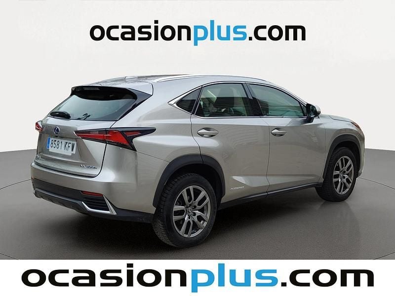 Usado Lexus NX300h Business Edition 197 CV (144 kW) 2017 Gris plata SUV