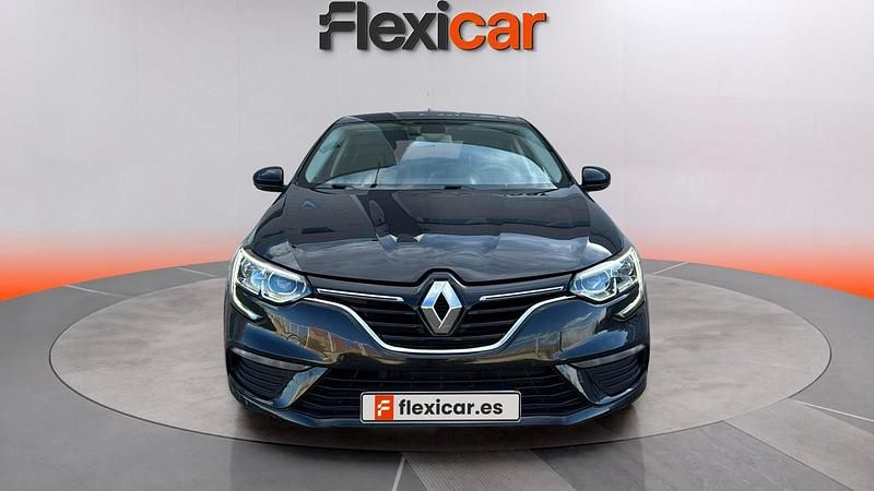Usado Renault Mégane IV LIMITED 140 CV (102 kW) 2020 Negro Utilitario