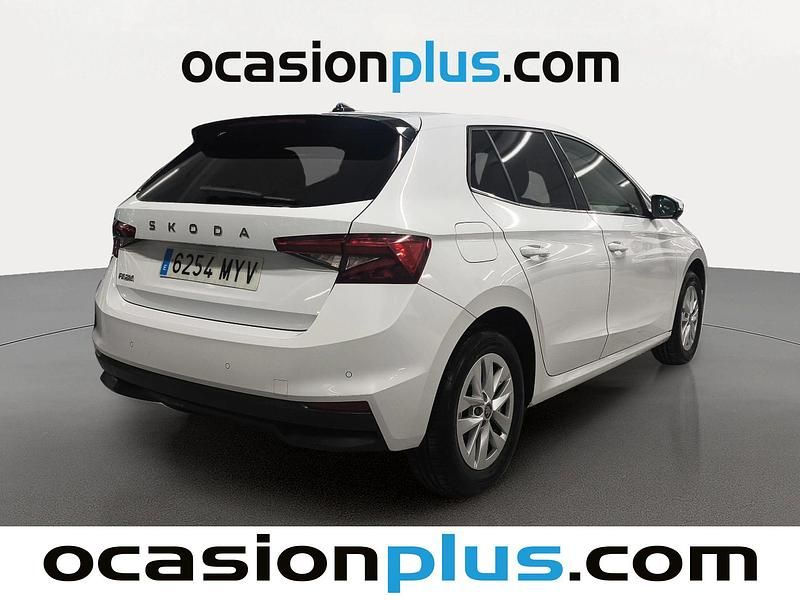 Usado Skoda Fabia Selection 95 CV (69 kW) 2025 Blanco Utilitario