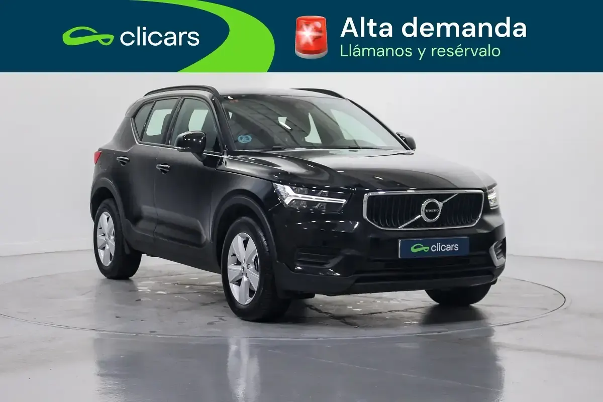 Usado Volvo XC40 Momentum 129 CV (94 kW) 2021 Negro SUV