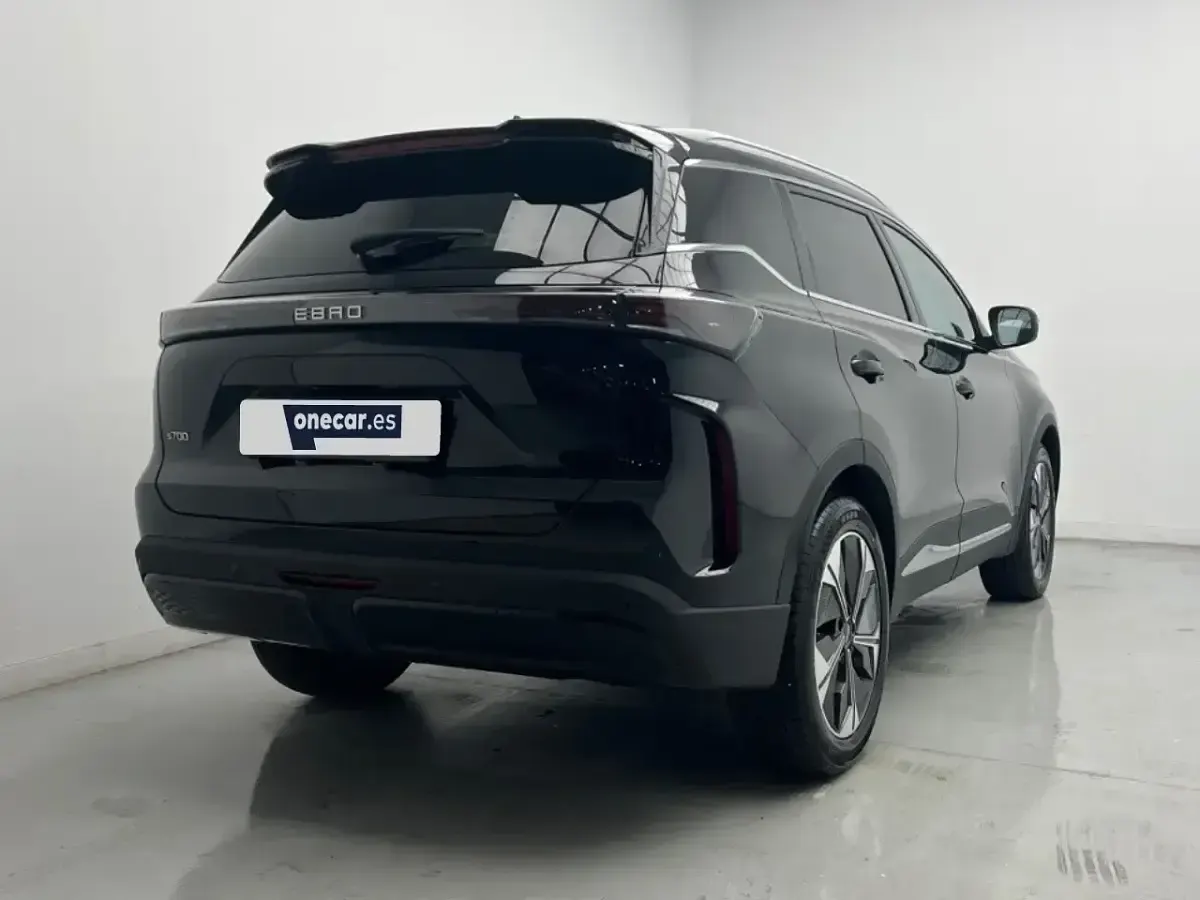 Usado Ebro s700 Luxury 147 CV (108 kW) 2025 Negro SUV