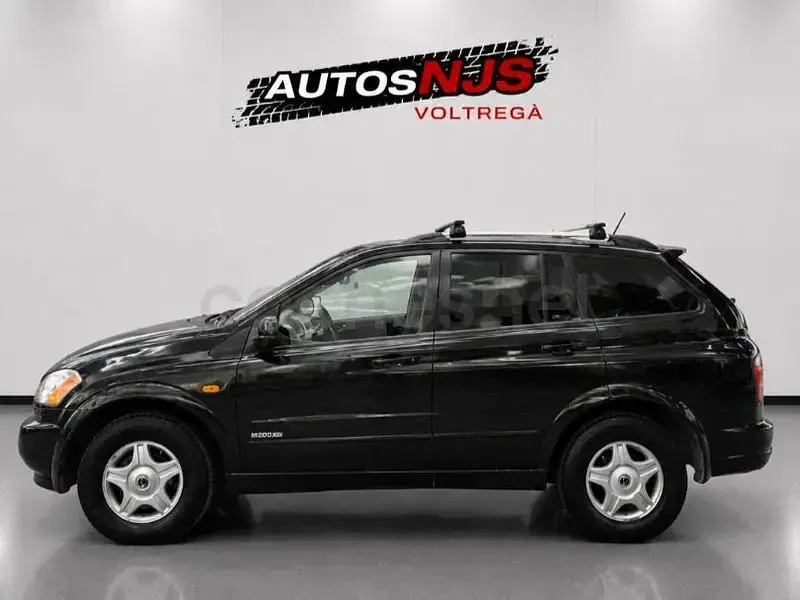 Usado SsangYong Kyron 141 CV (103 kW) 2006 Negro SUV