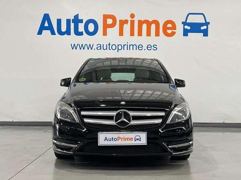 Usado Mercedes B180 109 CV (80 kW) 2012 Negro Monovolumen
