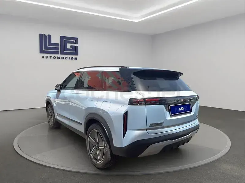 Usado Jaecoo 7 347 CV (255 kW) 2025 Gris / plata SUV