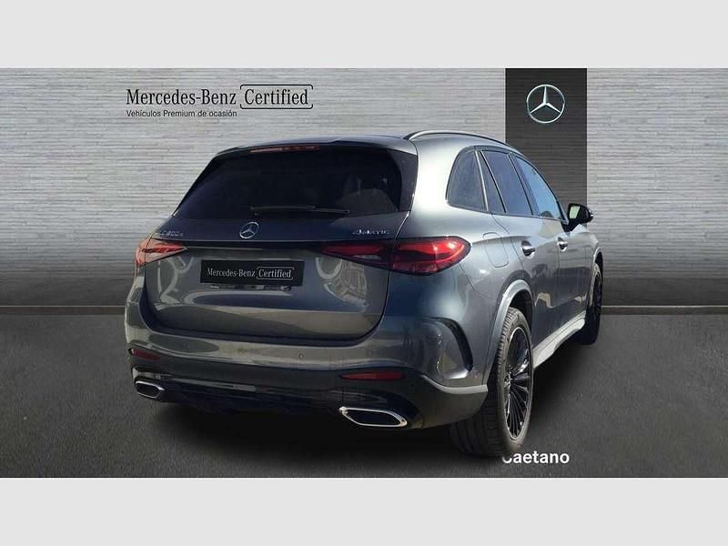 Usado Mercedes GLC300e 313 CV (230 kW) 2023 Gris SUV