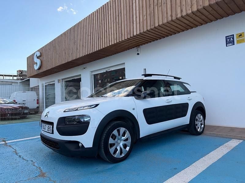 Usado Citroën C4 Feel 110 CV (80 kW) 2015 Blanco Berlina