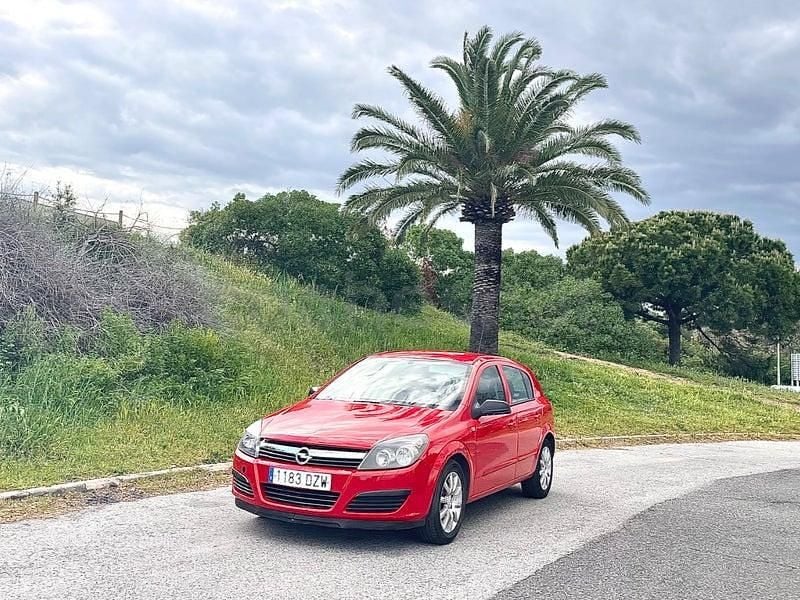 Usado Opel Astra Enjoy 105 CV (77 kW) 2007 Rojo Berlina