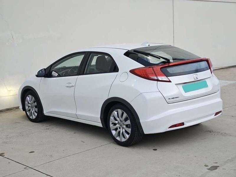 Usado Honda Civic S 141 CV (103 kW) 2013 Blanco Utilitario