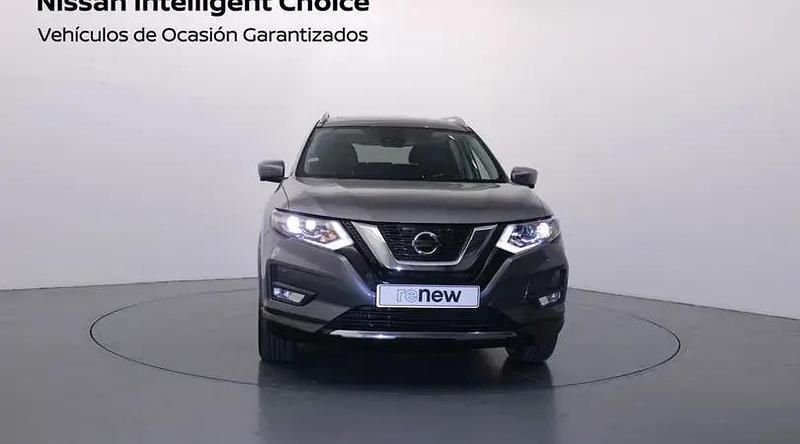 Usado Nissan X-Trail Tekna 131 CV (96 kW) 2018 Gris metalizado SUV