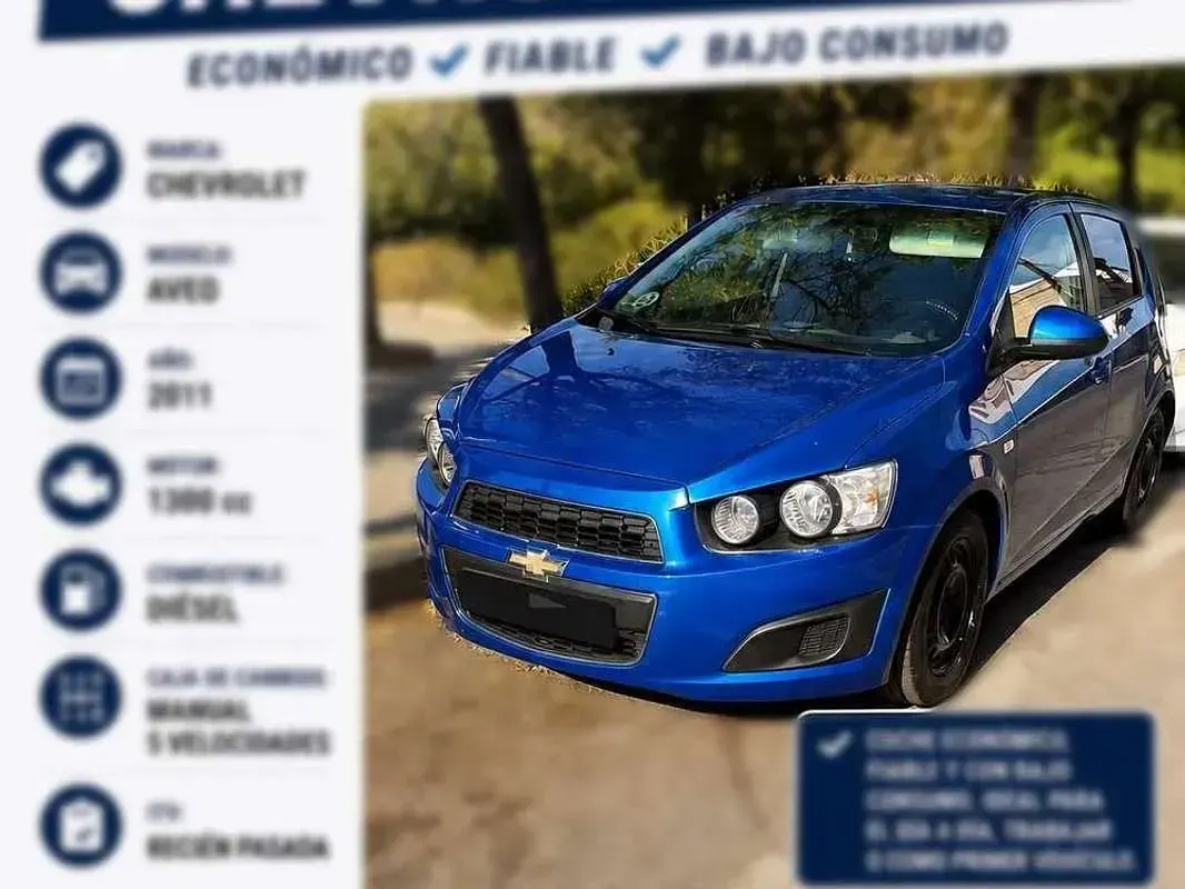 Usado Chevrolet Aveo LT 75 CV (55 kW) 2012 Azul Utilitario