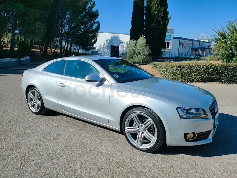Usado Audi A5 S-Line 190 CV (139 kW) 2010 Gris / plata Coupe