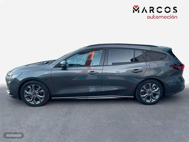 Usado Ford Focus ST-Line 155 CV (114 kW) 2024 Gris Berlina
