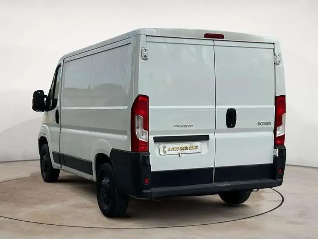 Usado Peugeot Boxer 110 CV (80 kW) 2019 Blanco Van