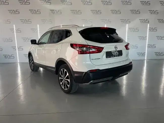Usado Nissan Qashqai Acenta 115 CV (84 kW) 2019 Blanco SUV