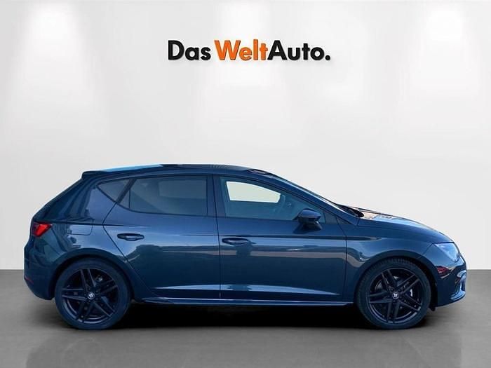 Usado Seat Leon Black Edition 150 CV (110 kW) 2020 Gris