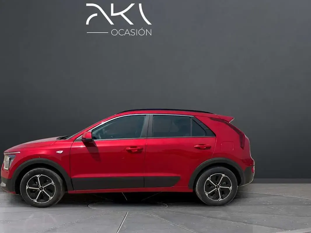 Usado Kia Niro 129 CV (94 kW) 2025 Rojo SUV