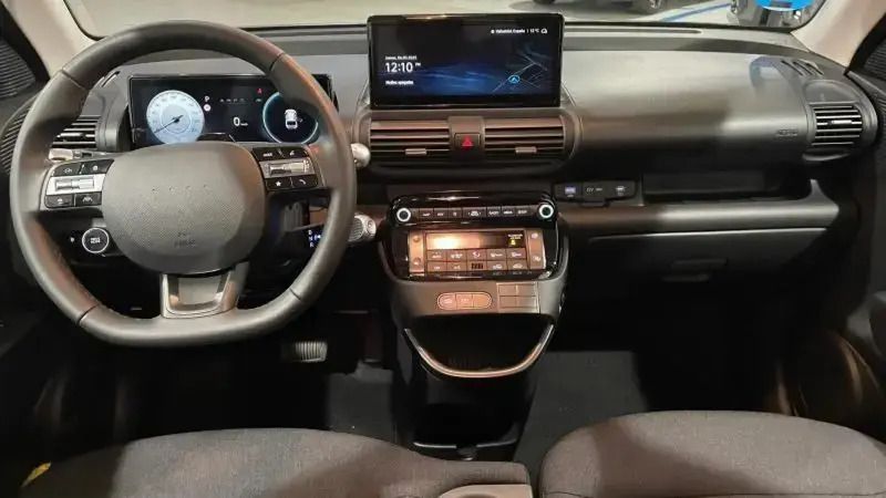 Nuevo Hyundai Inster 66 kW (90 CV) 2025 Beige Utilitario