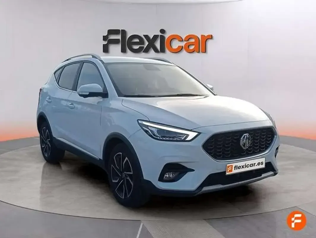 Usado MG ZS Comfort 111 CV (81 kW) 2023 Blanco SUV