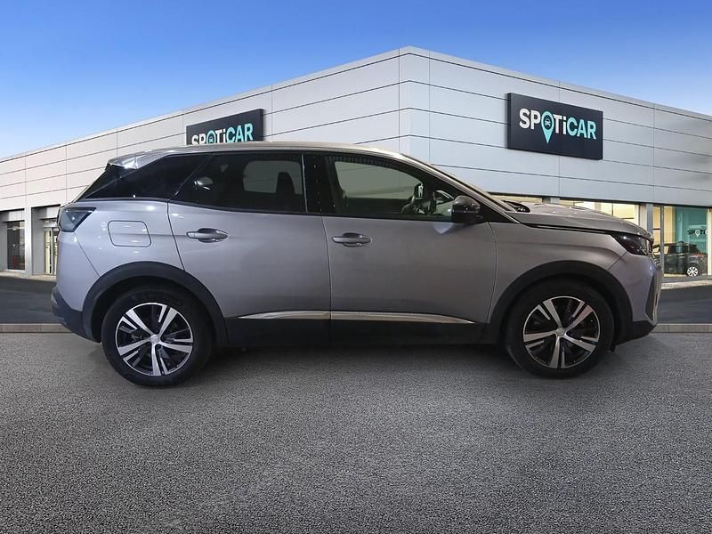 Usado Peugeot 3008 Allure 180 CV (132 kW) 2024 Gris SUV