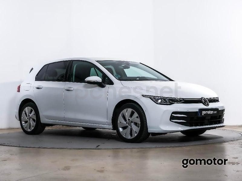 Usado VW Golf VIII 115 CV (84 kW) 2025 Blanco Berlina