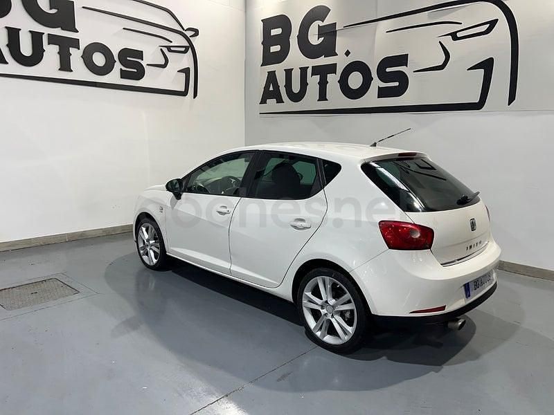 Usado Seat Ibiza Sport 105 CV (77 kW) 2009 Blanco Berlina
