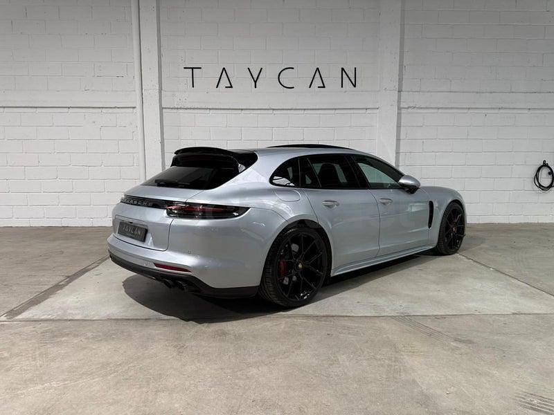 Usado Porsche Panamera Sport Turismo 462 CV (339 kW) 2020 Gris / plata Familiar