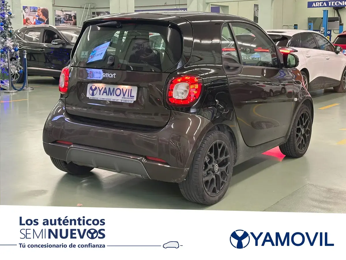 Usado Smart ForTwo Coupé 90 CV (66 kW) 2019 Negro Coupe