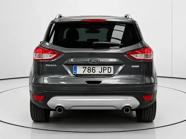 Usado Ford Kuga Trend 150 CV (110 kW) 2016 Gris SUV