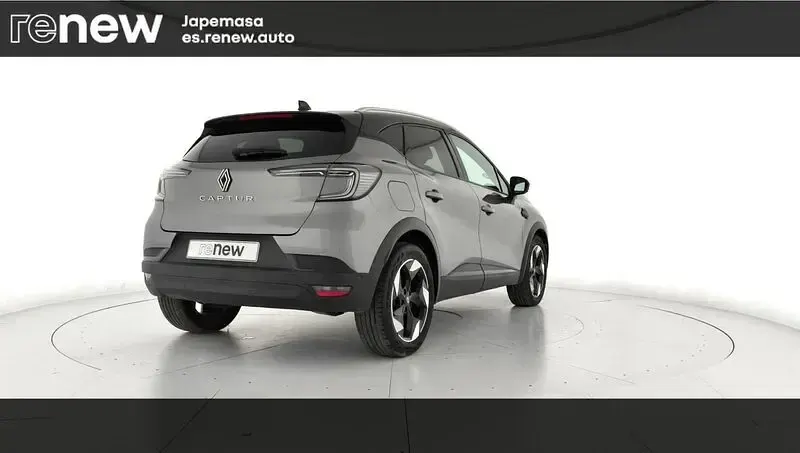 Usado Renault Captur Techno 100 CV (73 kW) 2025 Gris SUV