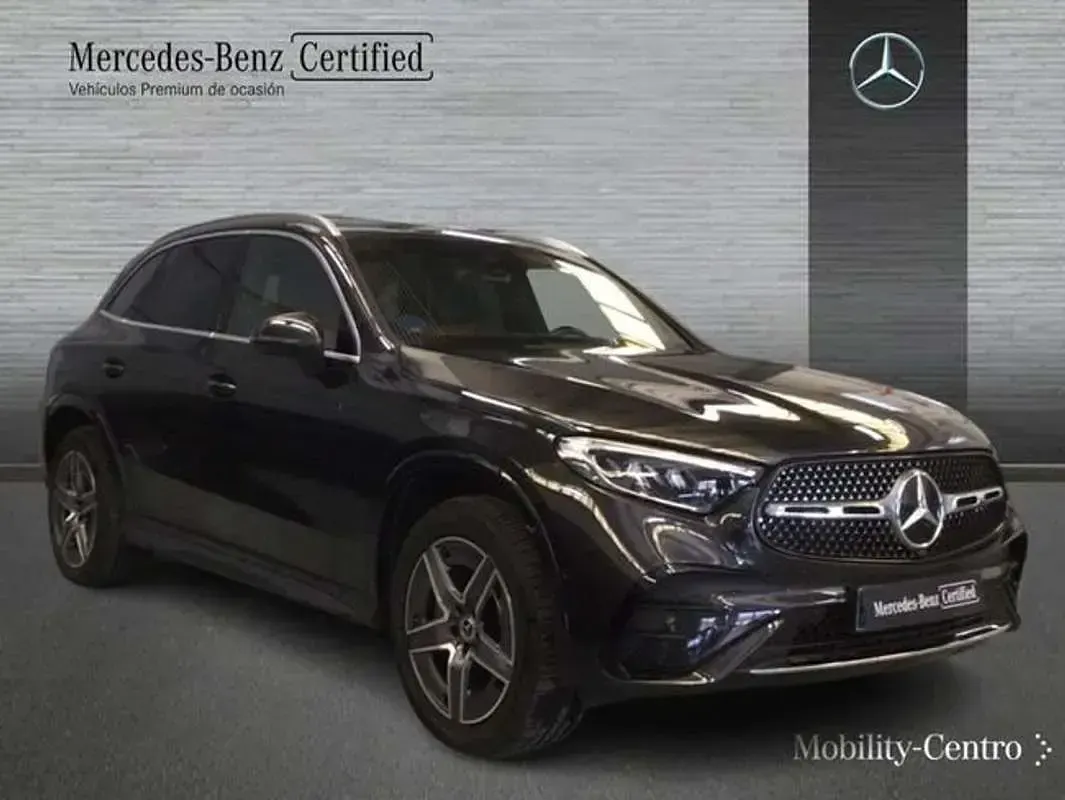Usado Mercedes GLC300e 333 CV (244 kW) 2023 Gris SUV