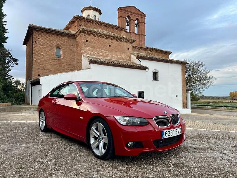 Rojo Usado 2007 BMW 330 Coupe | 19.800 € - Imagen 1/4