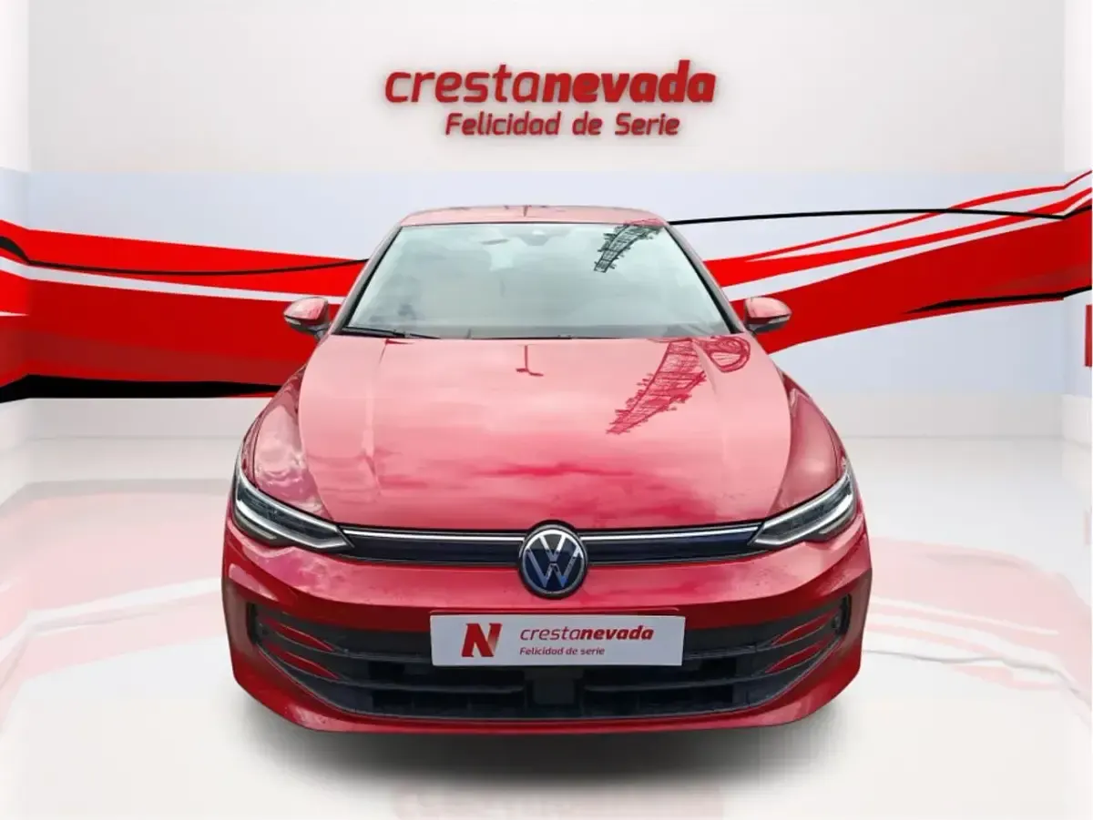 Usado VW Golf VIII 116 CV (85 kW) 2025 Rojo
