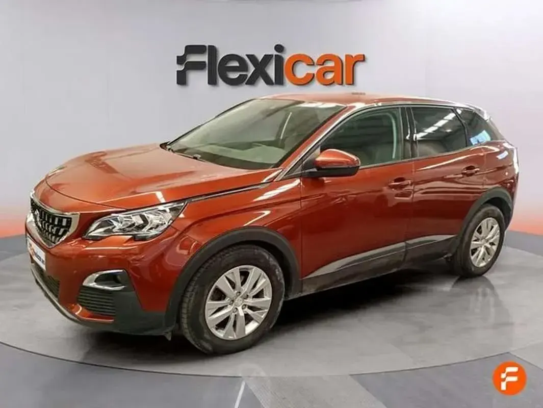 Usado Peugeot 3008 Allure 131 CV (96 kW) 2019 Naranja SUV