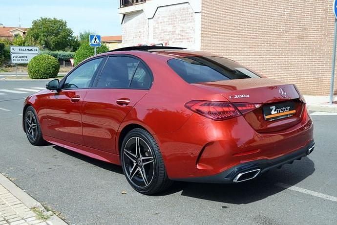 Usado Mercedes C200 AMG 163 CV (119 kW) 2023 Granate Berlina