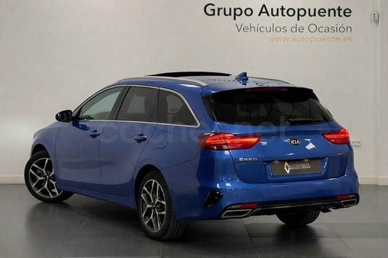 Usado Kia Ceed GT GT-Line 136 CV (100 kW) 2021 Azul Familiar