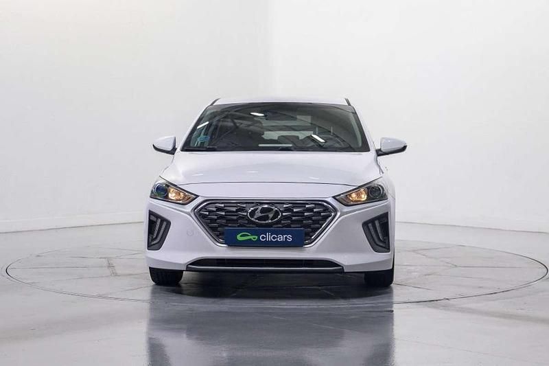 Usado Hyundai Ioniq 105 CV (77 kW) 2020 Blanco Utilitario