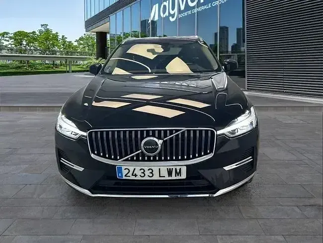 Käytetty Volvo XC60 Inscription 341 HP (250 kW) 2022 Musta Katumaasturi