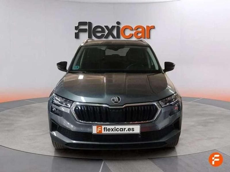 Usado Skoda Karoq Ambition 150 CV (110 kW) 2022 Gris SUV