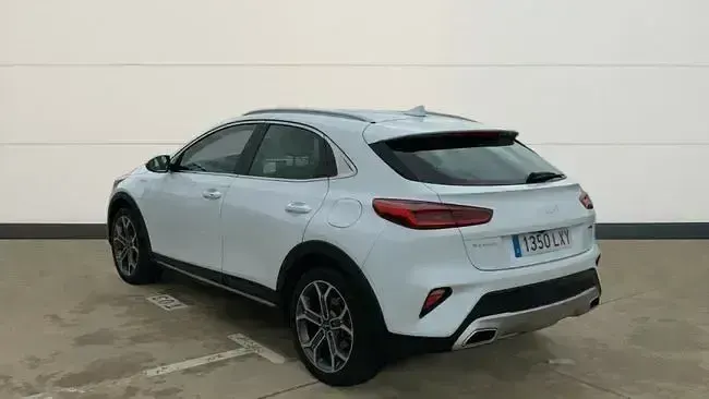 Usado Kia XCeed 141 CV (103 kW) 2022 Blanco SUV