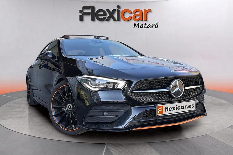 Negro Usado 2019 Mercedes CLA200 Berlina | 28.990 € (Buen precio) - Imagen 1/4