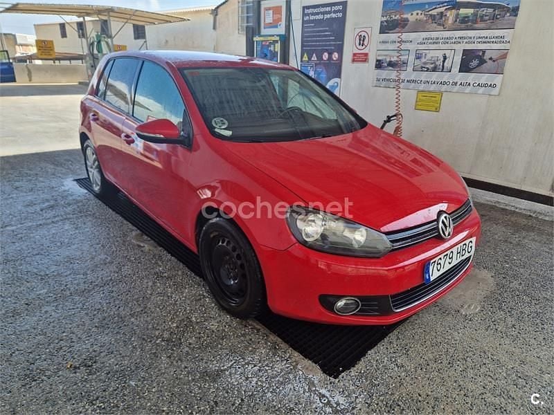 Usado VW Golf VI Sport 105 CV (77 kW) 2011 Rojo Utilitario