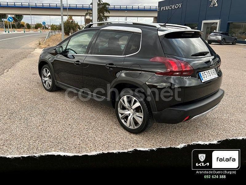 Usado Peugeot 2008 Allure 130 CV (95 kW) 2018 Negro SUV