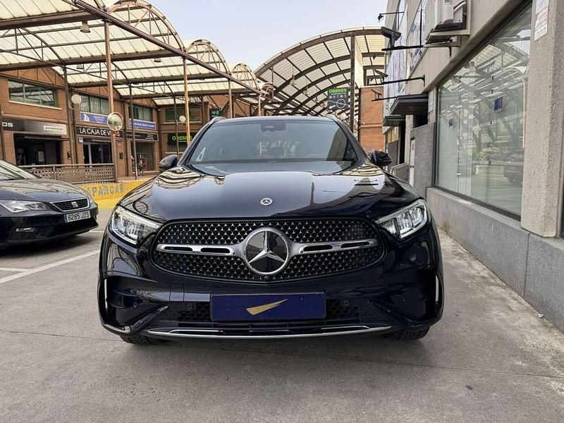 Usado Mercedes GLC300e 313 CV (230 kW) 2024 Azul SUV