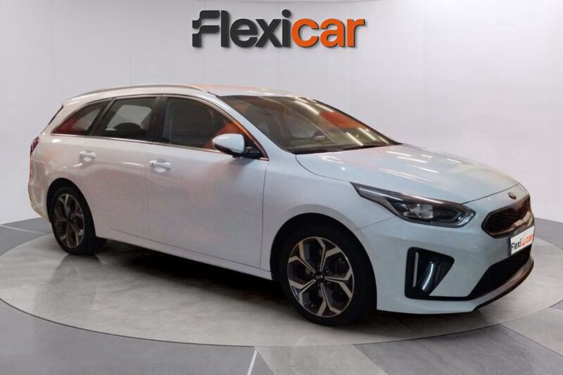 Blanco Usado 2021 Kia Ceed GT-Line Familiar | 12.990 € (Buen precio) - Imagen 1/4