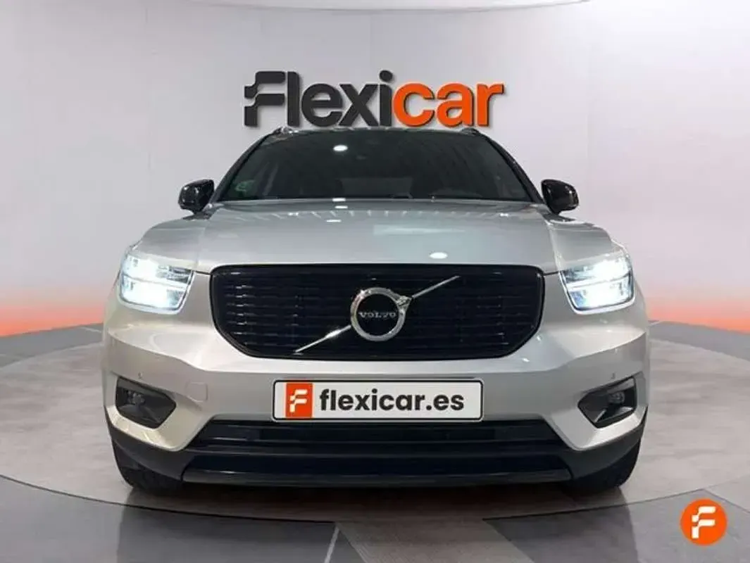Usado Volvo XC40 R-Design 190 CV (139 kW) 2018 Blanco SUV