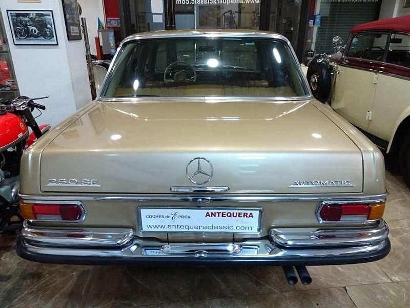 Usado Mercedes 250 150 CV (110 kW) 1967 Berlina