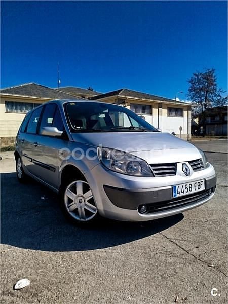 Gris / plata Usado 2007 Renault Scénic II Expression Monovolumen | 2500 € (Precio justo) - Imagen 1/4