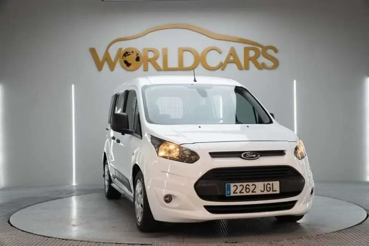Usado Ford Transit 95 CV (69 kW) 2015 Blanco Familiar