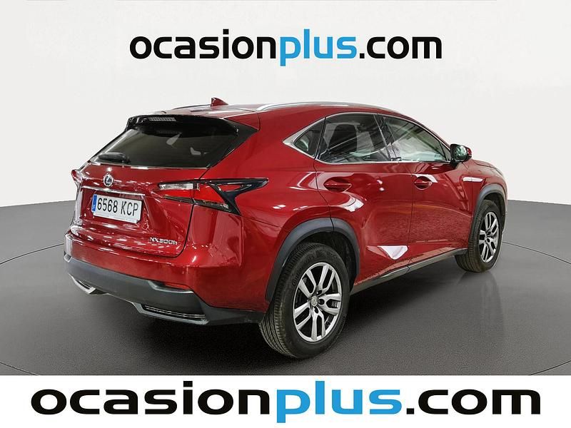 Usado Lexus NX300h Executive Line 197 CV (144 kW) 2017 Rojo SUV