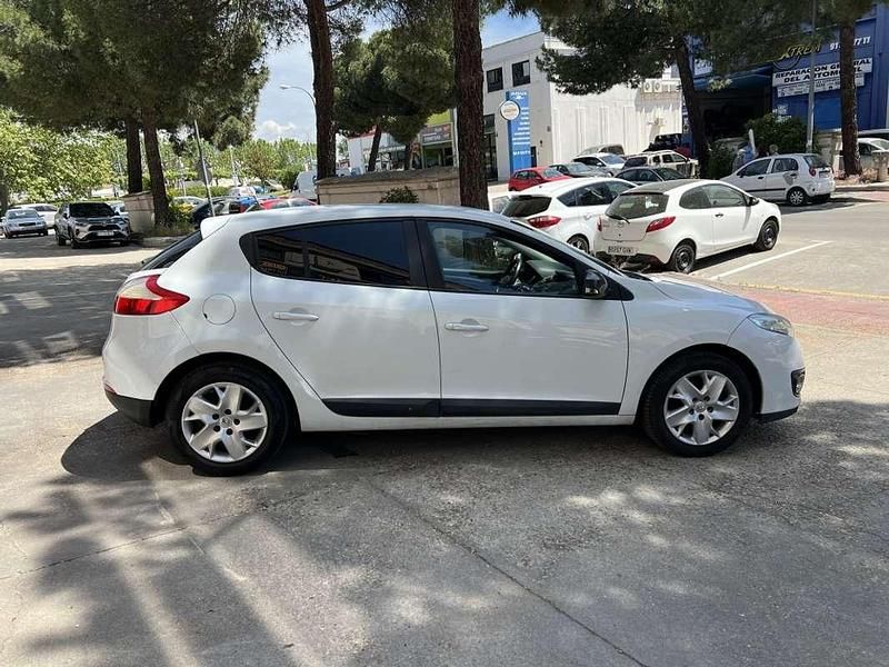 Blanco Usado 2013 Renault Mégane III Business Utilitario | 5900 € (Precio justo) - Imagen 1/4